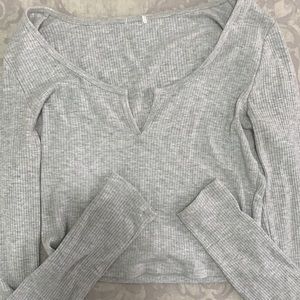 Garage long sleeve cropped t-shirt